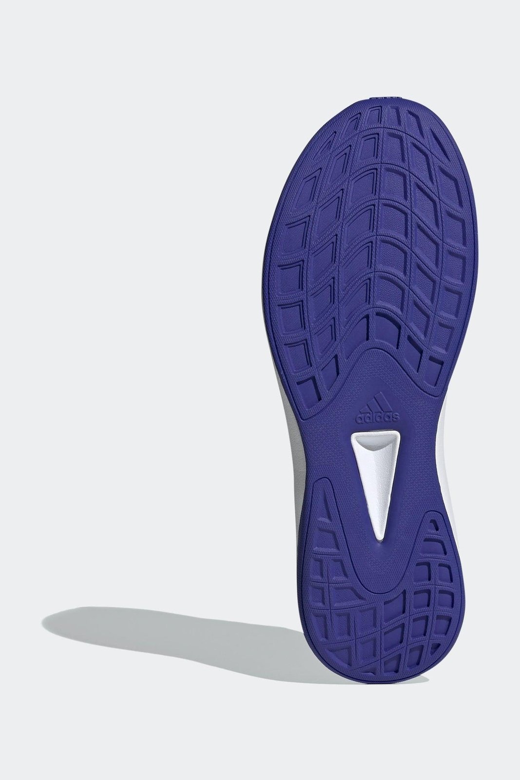 ADIDAS - נעלי ספורט לנשים QT RACER בצבע לבן - MASHBIR//365