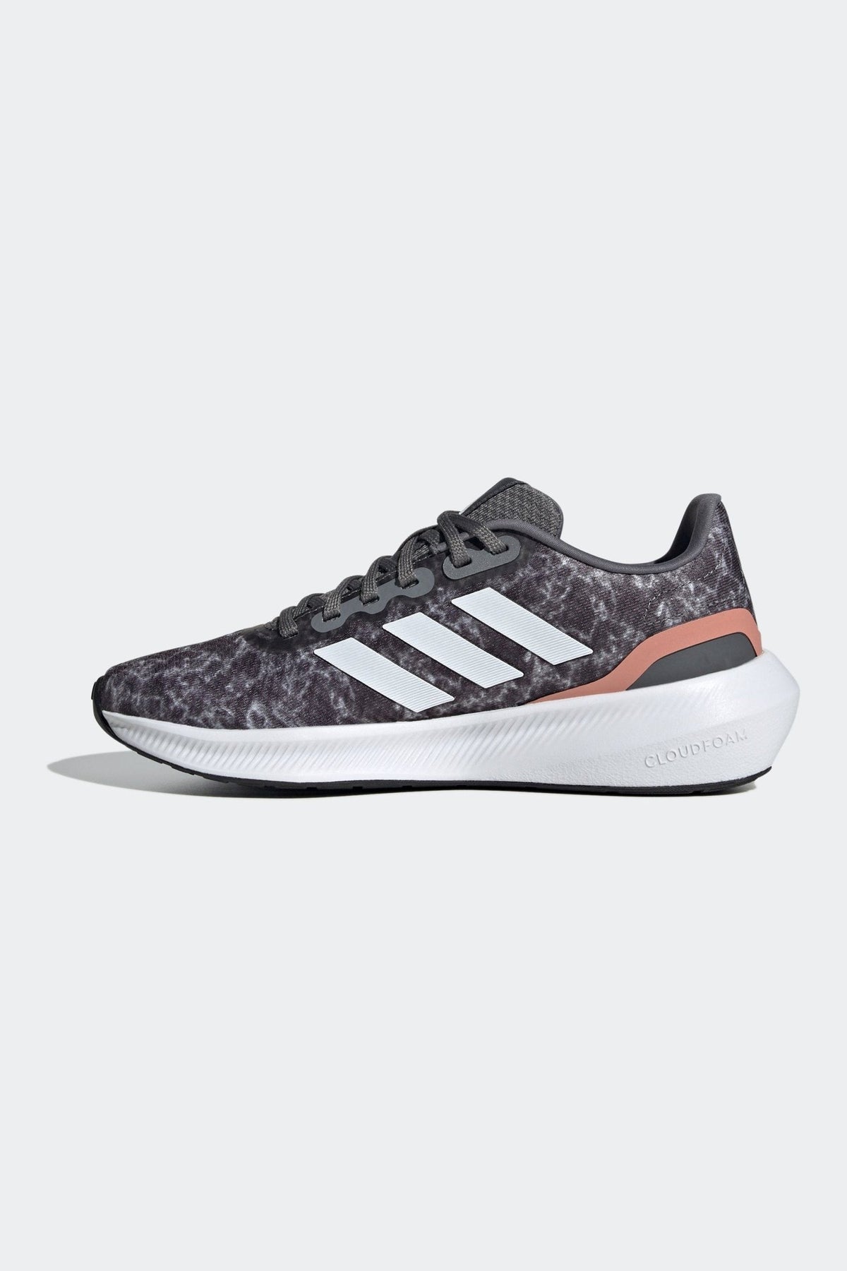 ADIDAS - נעלי ספורט לנשים RUNFALCON 3.0 בצבע פחם ולבן - MASHBIR//365