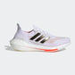 ADIDAS - נעלי ספורט לנשים ULTRABOOST 21 בצבע לבן - MASHBIR//365 - 7