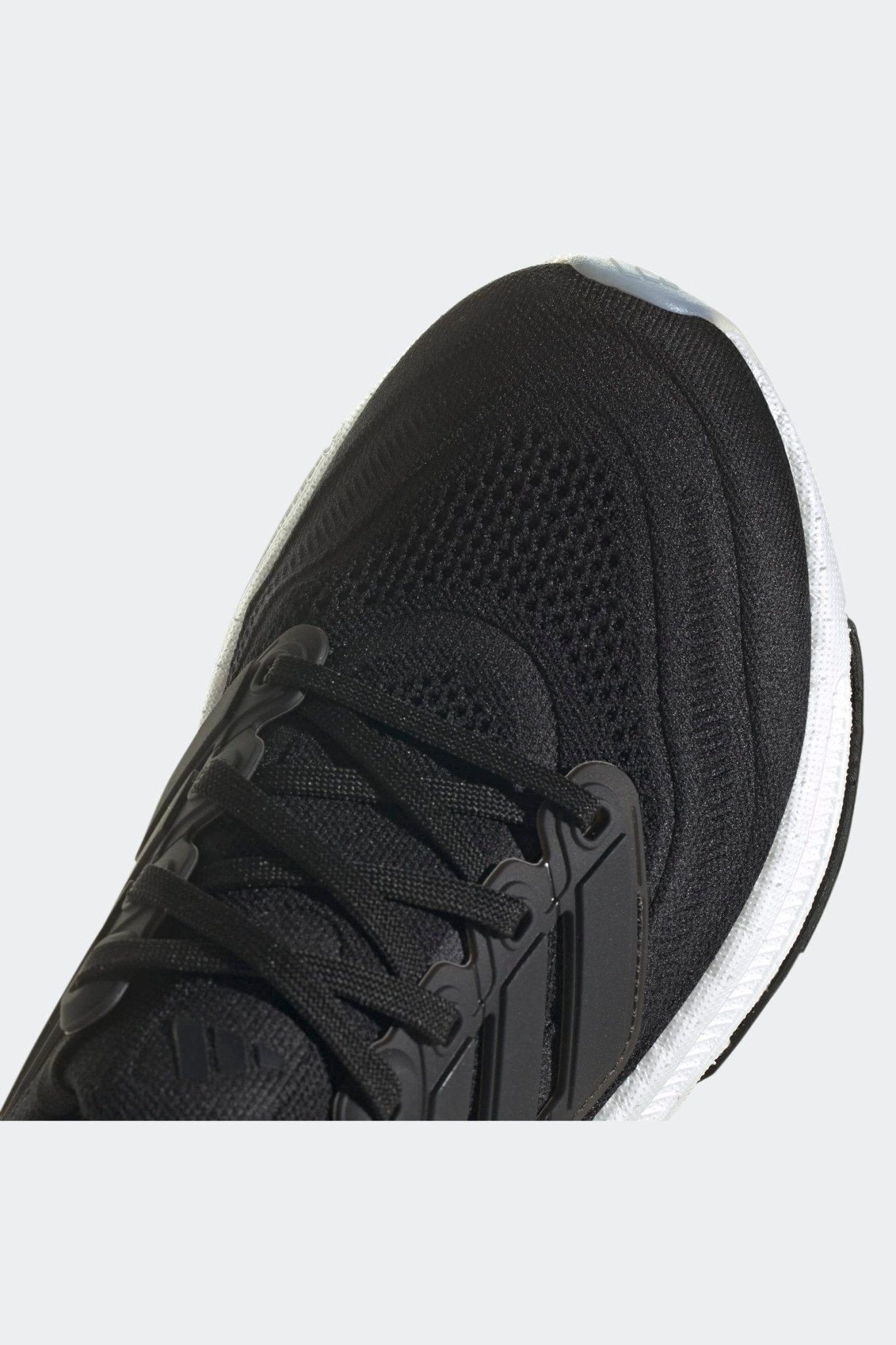 ADIDAS - נעלי ספורט לנשים ULTRABOOST LIGHT בצבע שחור - MASHBIR//365