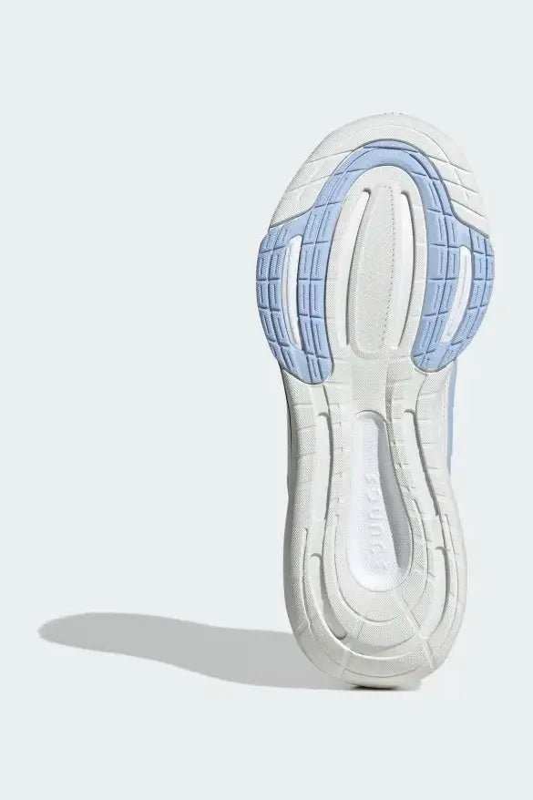 ADIDAS - נעלי ספורט לנשים ULTRABOUNCE בצבע לבן - MASHBIR//365