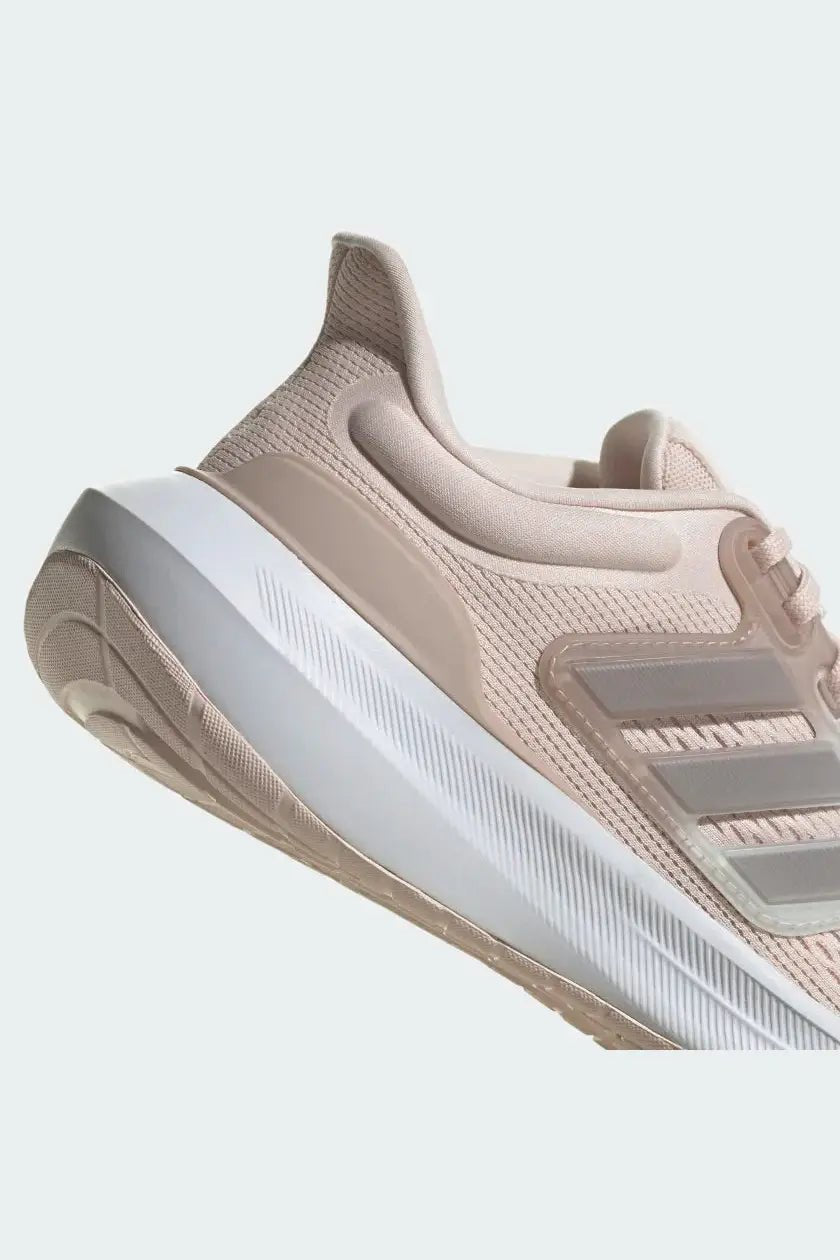 ADIDAS - נעלי ספורט לנשים ULTRABOUNCE בצבע ורוד - MASHBIR//365