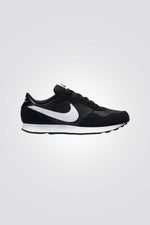 NIKE - נעלי ספורט לנוער MD Valiant בצבע שחור - MASHBIR//365