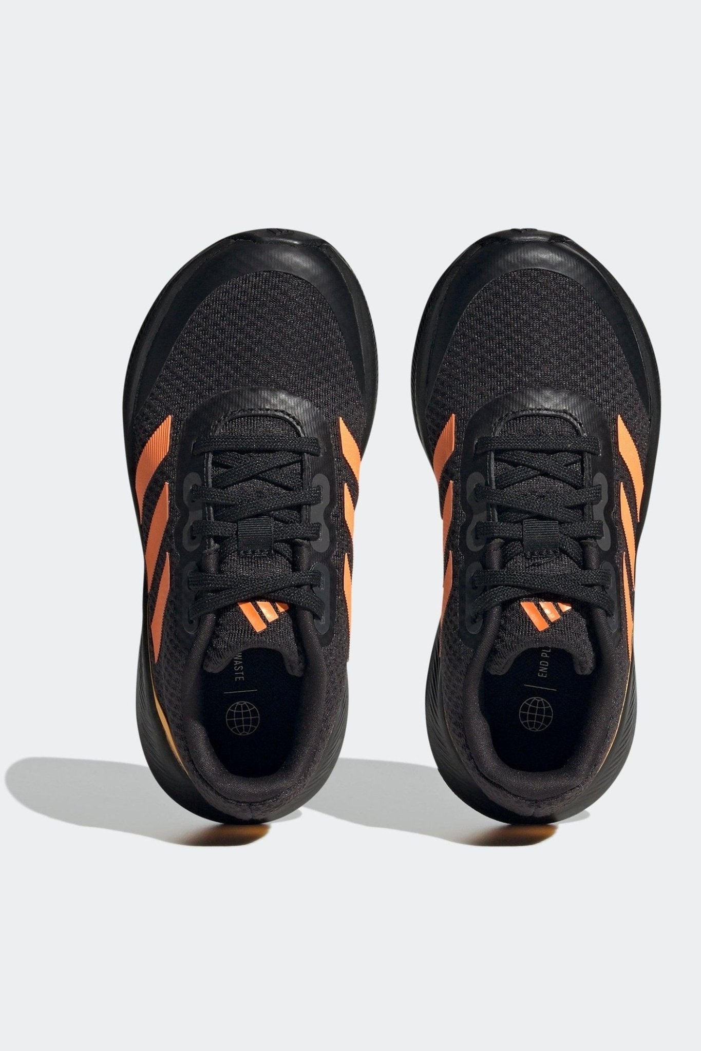 ADIDAS - נעלי ספורט לנוער RUNFALCON 3.0 בצבע שחור וכתום - MASHBIR//365