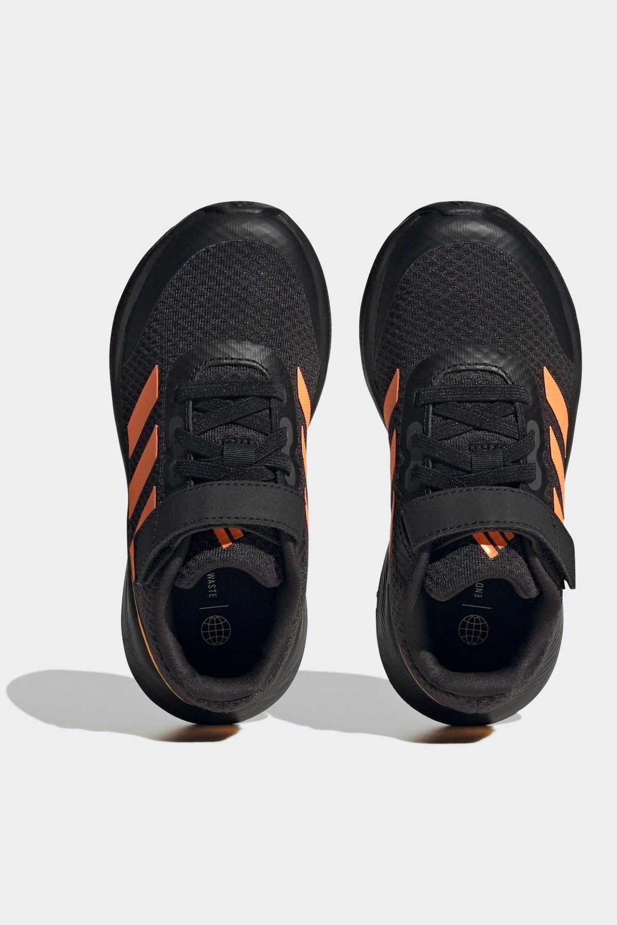 ADIDAS - נעלי ספורט לנוער RUNFALCON 3.0 בצבע שחור וכתום - MASHBIR//365