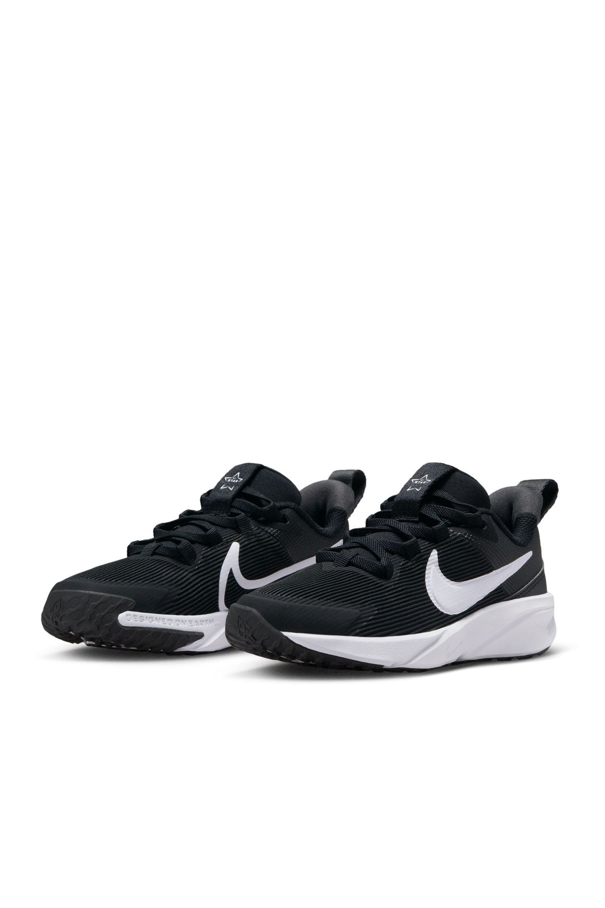 NIKE - נעלי ספורט לנוער Star Runner 4 בצבע שחור ולבן - MASHBIR//365