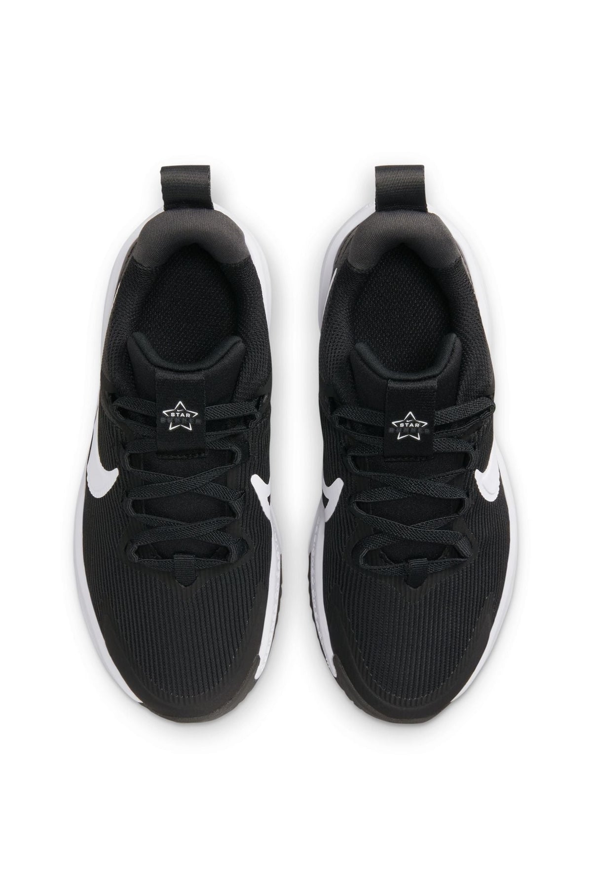 NIKE - נעלי ספורט לנוער Star Runner 4 בצבע שחור ולבן - MASHBIR//365