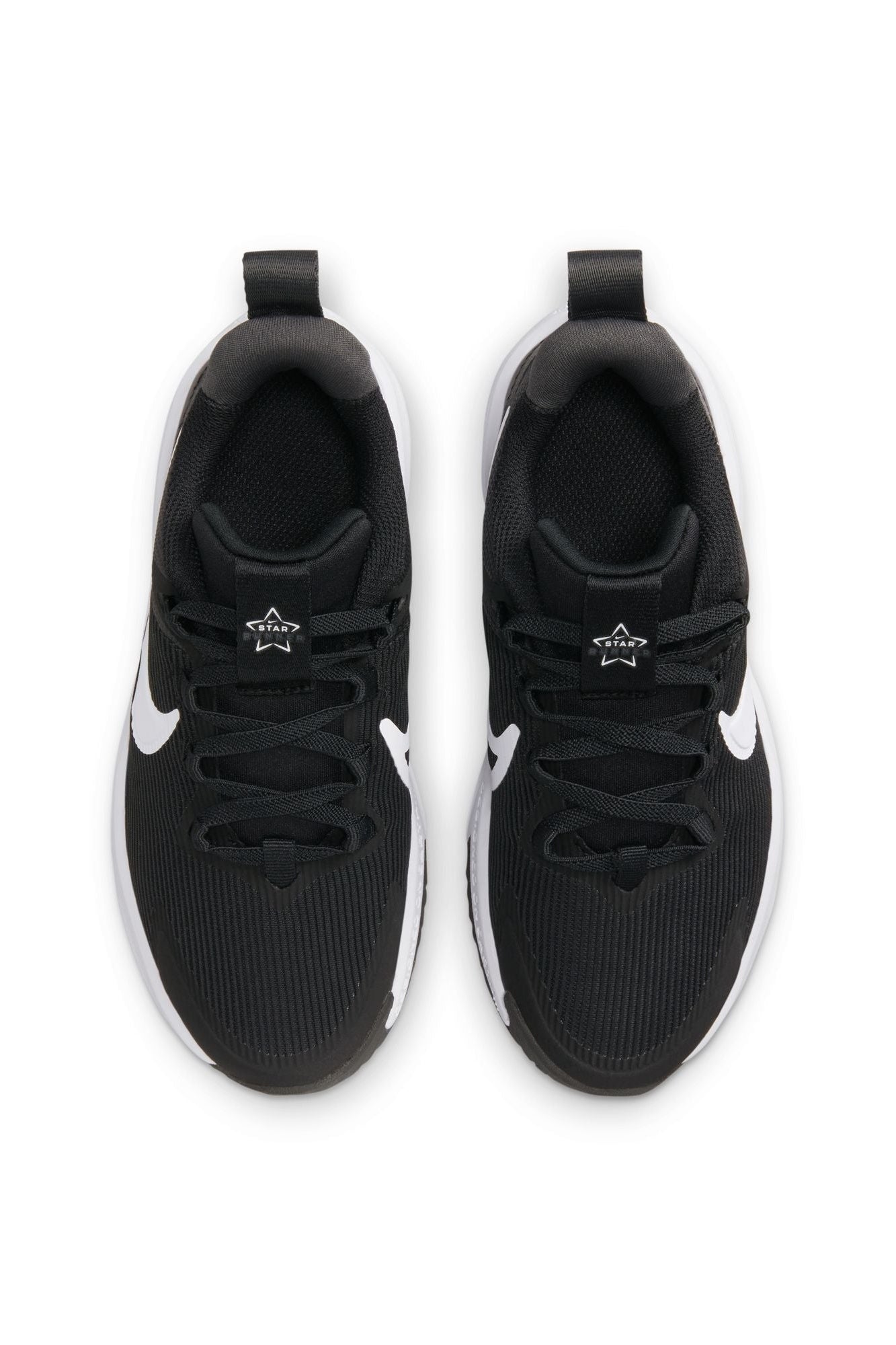 NIKE - נעלי ספורט לנוער Star Runner 4 בצבע שחור ולבן - MASHBIR//365