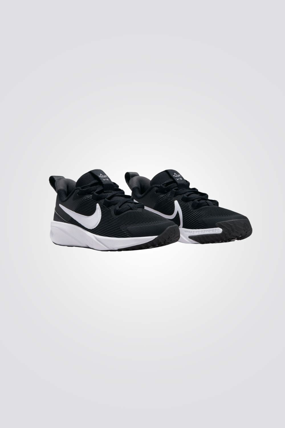 NIKE - נעלי ספורט לנוער Star Runner 4 בצבע שחור ולבן - MASHBIR//365