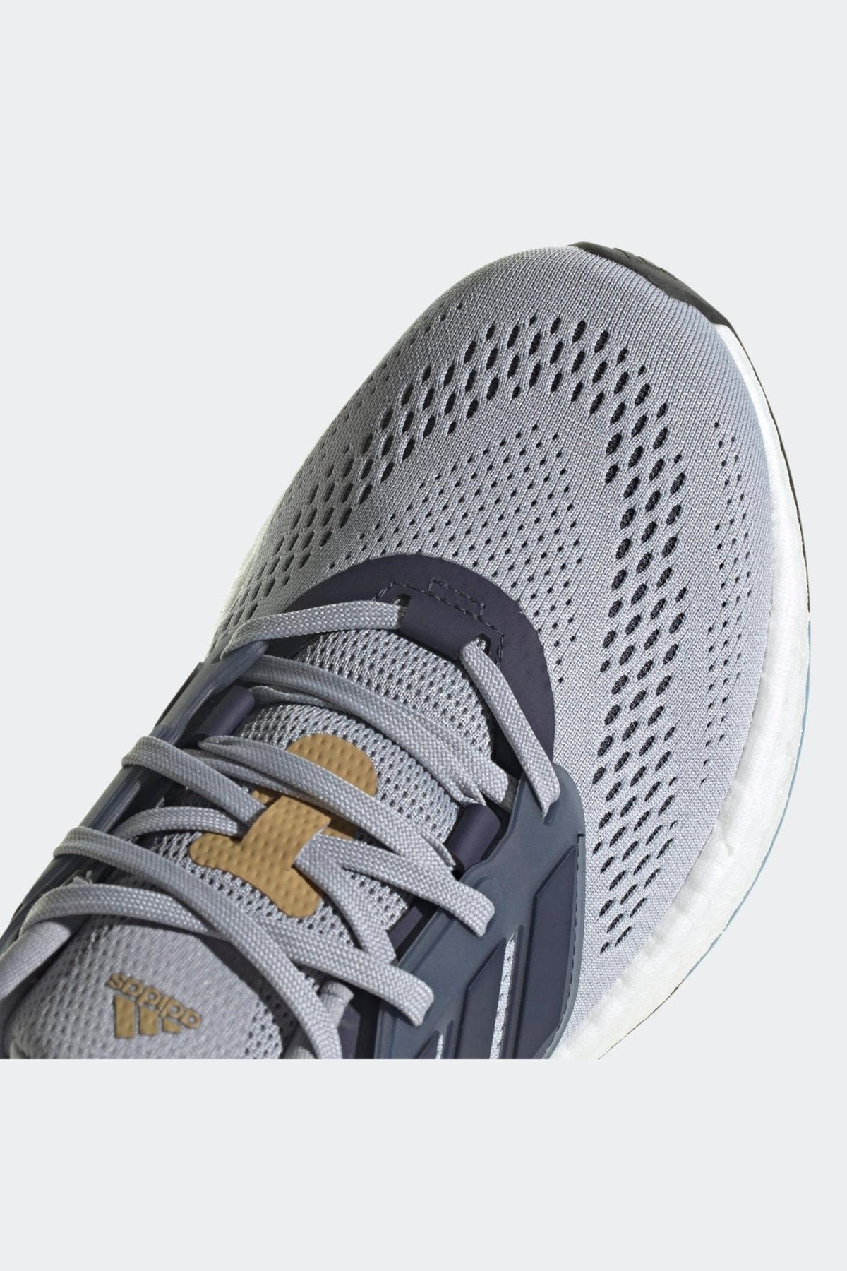 ADIDAS - נעלי ספורט PUREBOOST 22 בצבע אפור - MASHBIR//365