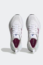 ADIDAS - נעלי ספורט QUESTAR לנשים בצבע לבן - MASHBIR//365