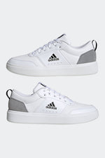 ADIDAS - נעלי סניקרס PARK STREET בצבע לבן - MASHBIR//365