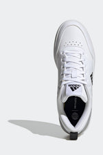 ADIDAS - נעלי סניקרס PARK STREET בצבע לבן - MASHBIR//365