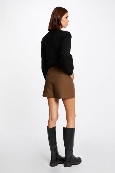 סריג בצבע שחור עם רוכסן - MASHBIR//365