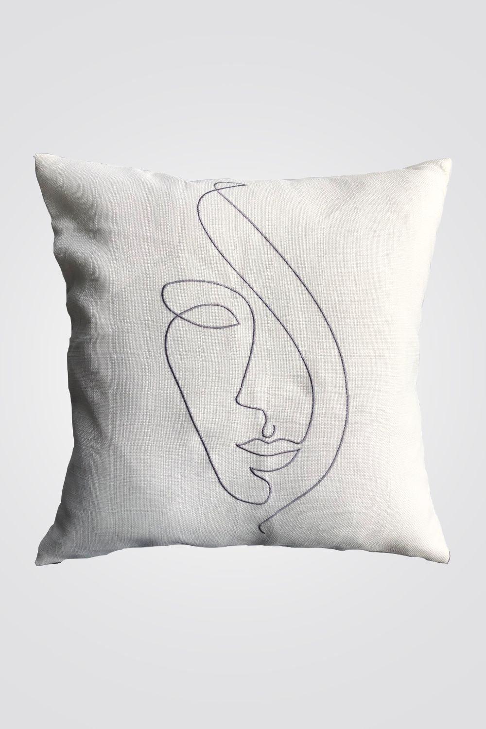 ASHRAM - כרית נוי אקלקטי בצבע לבן - MASHBIR//365