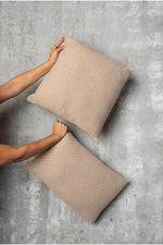 ASHRAM - כרית נוי לוסאקה 35*55 בצבע אבן - MASHBIR//365