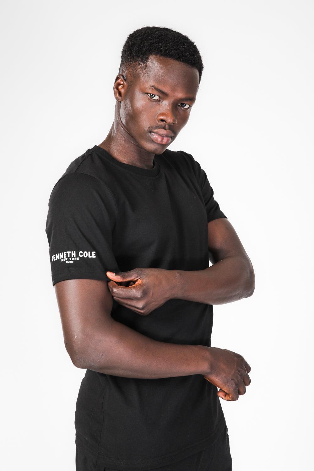 KENNETH COLE - סט פיג'מה קצרה לגבר בצבע שחור - MASHBIR//365