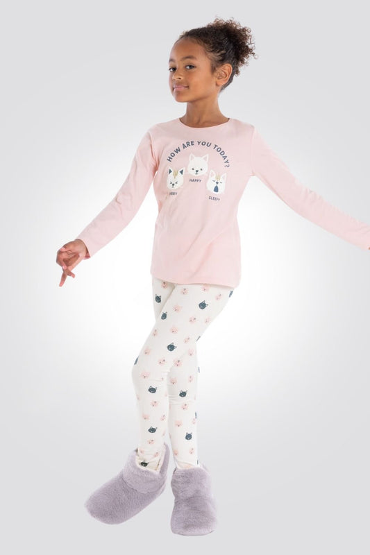 OKAIDI - סט פיג'מה לילדות שרוול ארוך חולצה ורוד בהיר עם הדפס חתולים ומכנס שמנת - MASHBIR//365