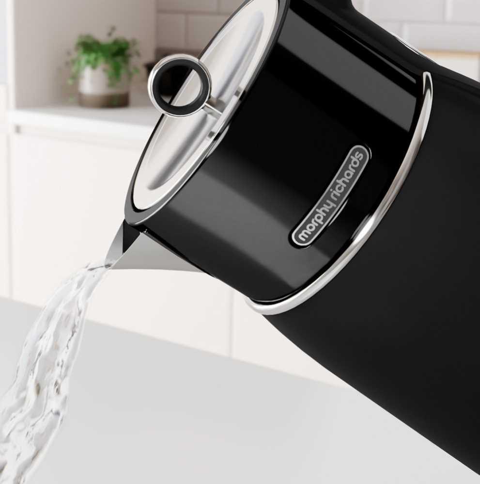 קומקום חשמלי 1.5 BLACK ליטר SIGNAT דגם 100744 - MASHBIR//365