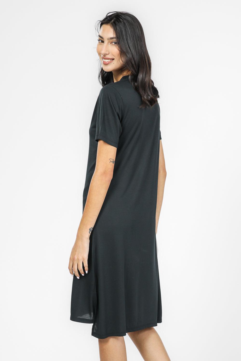 DELTA - שמלה קצרה צאוורון V לנשים בצבע שחור - MASHBIR//365