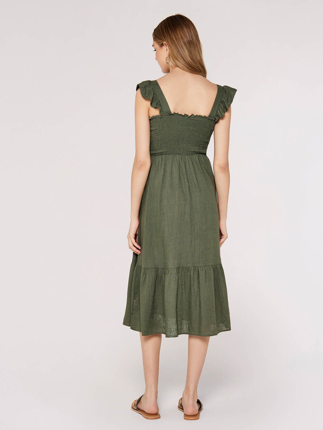 APRICOT - שמלת מידי עם רצועות מסולסלות בצבע ירוק זית - MASHBIR//365