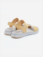 SEVENTYNINE - סנדלי ריקי לנשים בצבע צהוב - MASHBIR//365