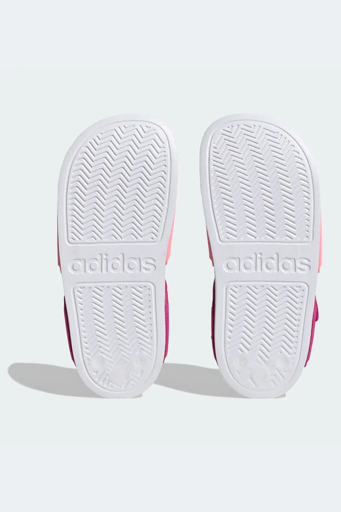 ADIDAS - סנדלים ADILETTE SANDAL לילדות בצבע ורוד - MASHBIR//365
