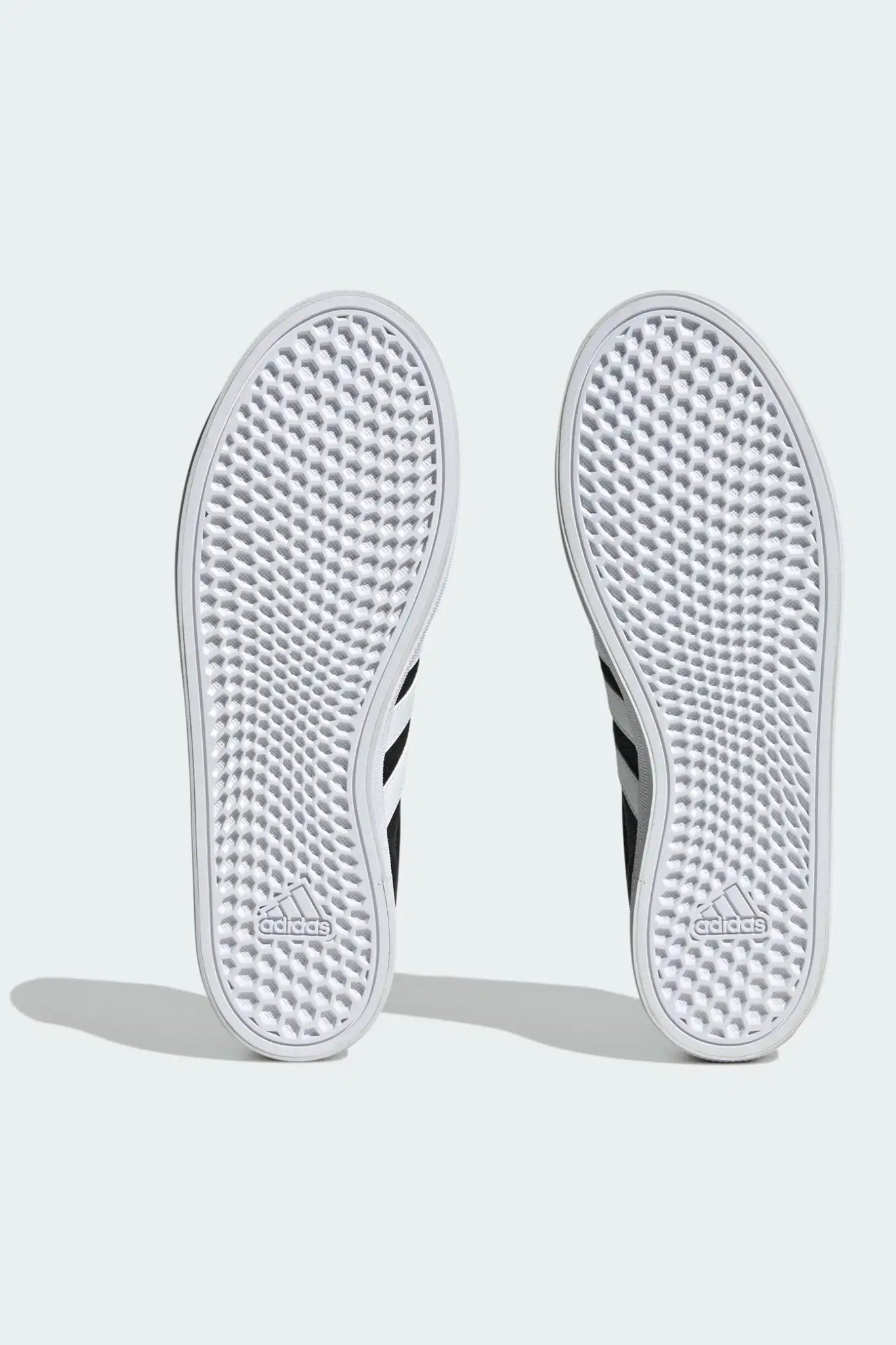 ADIDAS - סניקרס BRAVADA 2.0 לגברים בצבע שחור - MASHBIR//365