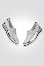 LADY COMFORT - סניקרס פלטפורמה לנשים בצבע כסף - MASHBIR//365