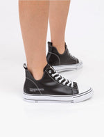 SEVENTYNINE - סניקרס גבוהה ורונה בצבע שחור - MASHBIR//365