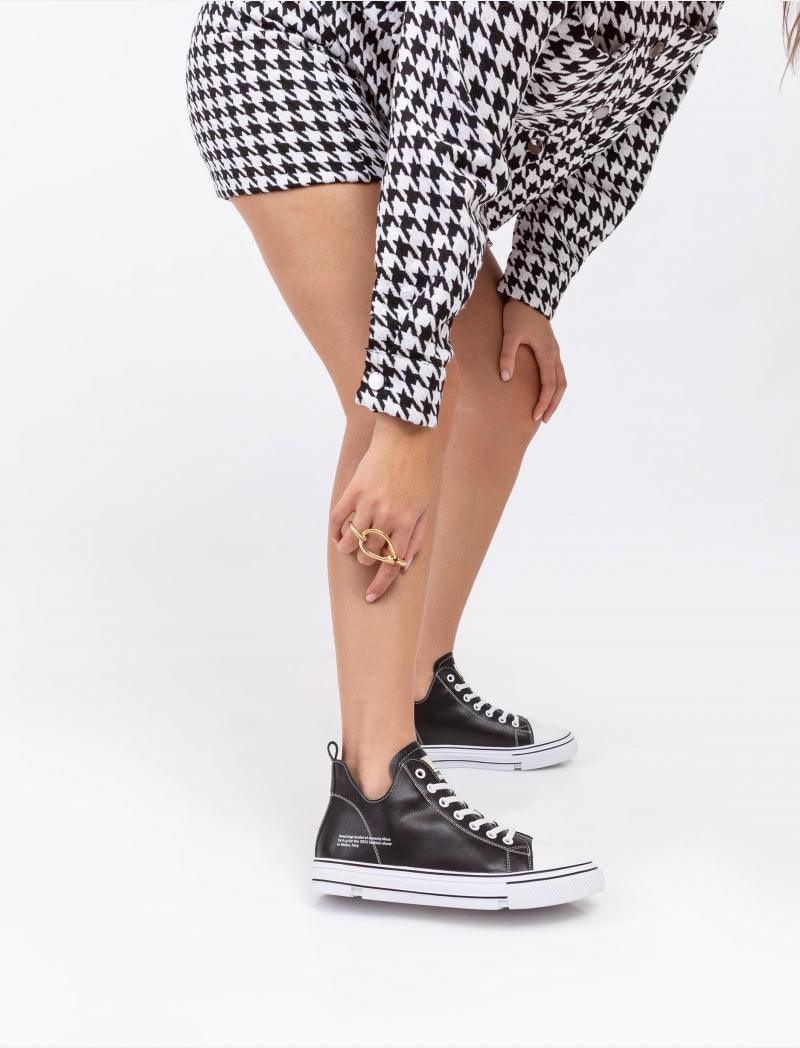 SEVENTYNINE - סניקרס גבוהה ורונה בצבע שחור - MASHBIR//365