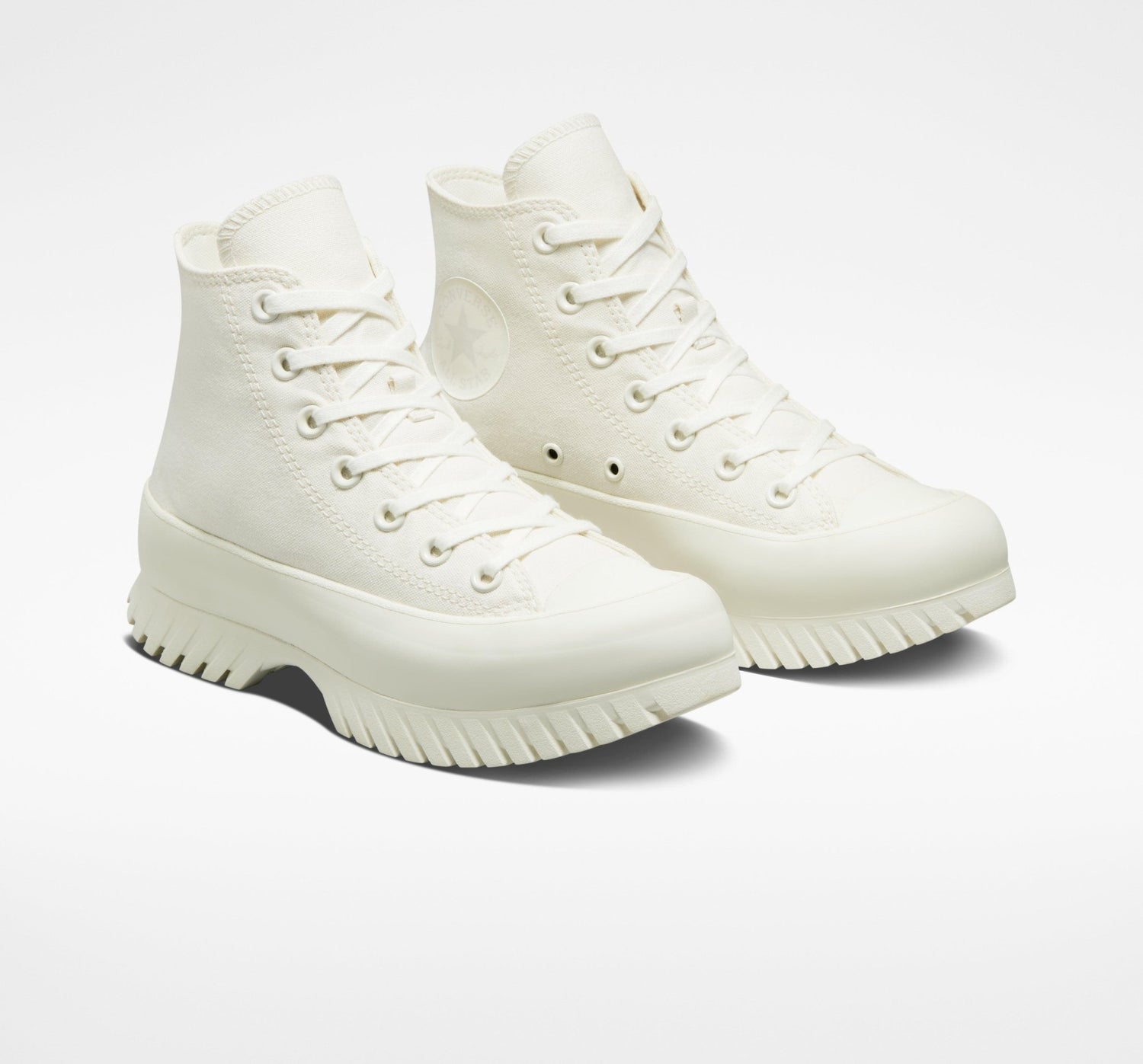 CONVERSE - סניקרס גבוהות לנשים Chuck Taylor All Star Lugged 2.0 בצבע בז' - MASHBIR//365