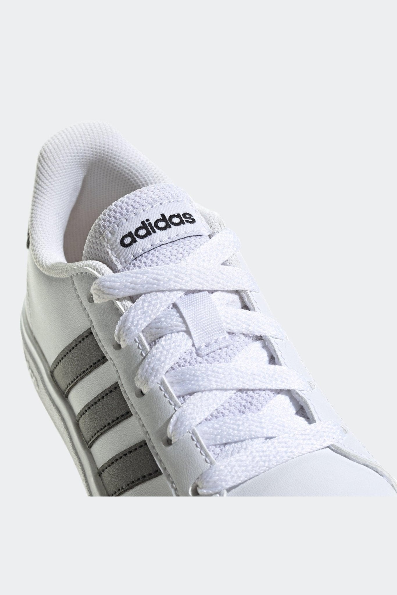 ADIDAS - סניקרס GRAND COURT 2.0 בצבע לבן - MASHBIR//365