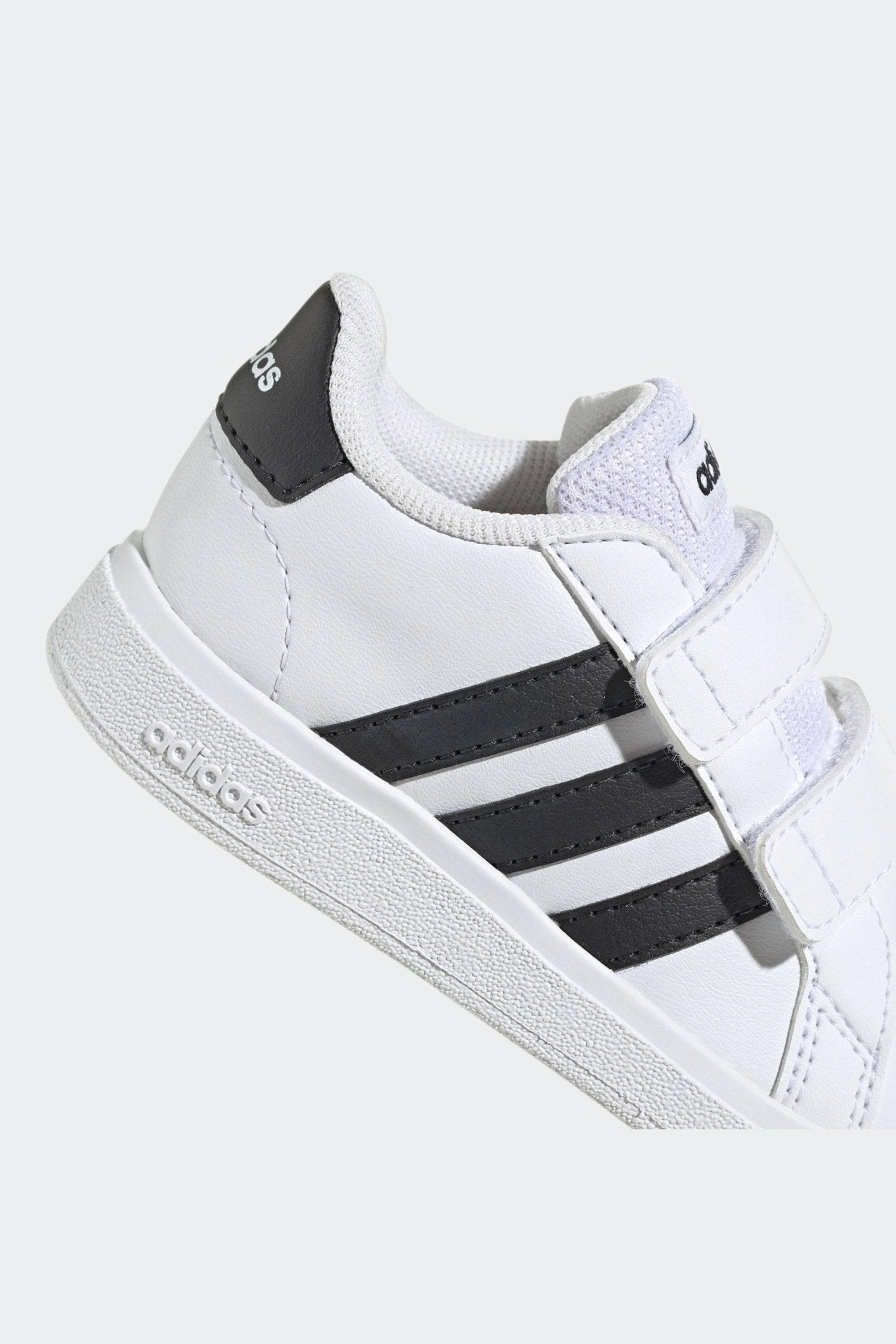 ADIDAS - סניקרס GRAND COURT 2.0 בצבע לבן - MASHBIR//365