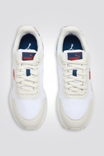 PUMA - סניקרס GRAVITON MEGA בצבע לבן - MASHBIR//365