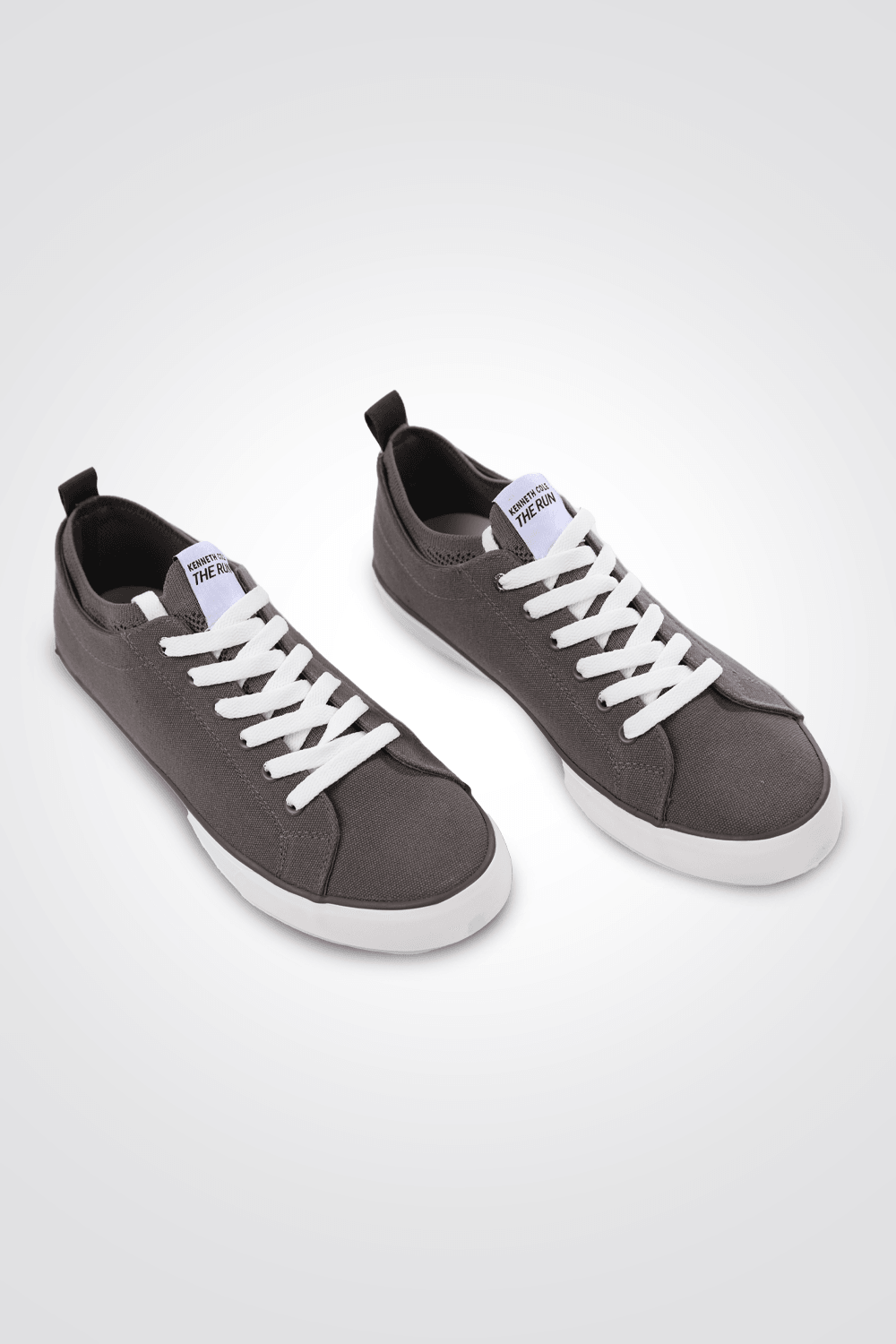 KENNETH COLE - סניקרס לגבר KAM RUNS בצבע אפור - MASHBIR//365