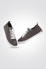 KENNETH COLE - סניקרס לגבר KAM RUNS בצבע אפור - MASHBIR//365