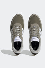 ADIDAS - סניקרס לגבר RUN 70s בצבע אופוויט - MASHBIR//365