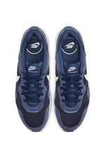 NIKE - סניקרס לגבר VENTURE RUNNER בצבע נייבי - MASHBIR//365