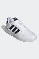 ADIDAS - סניקרס לגברים COURTBEAT בצבע לבן - MASHBIR//365