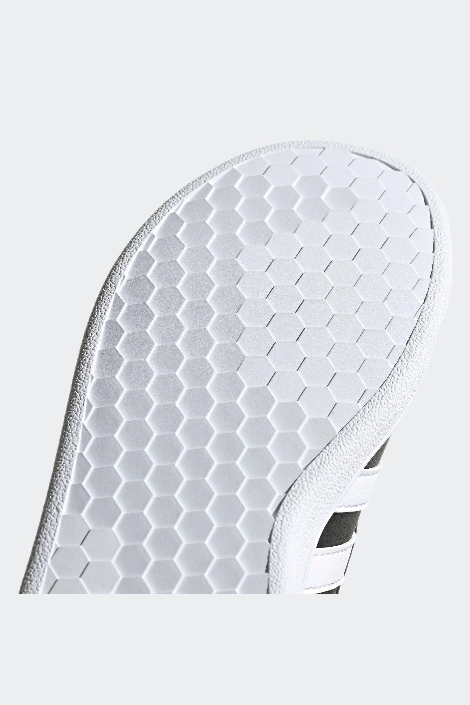 ADIDAS - סניקרס לילדים GRAND COURT בצבע שחור - MASHBIR//365