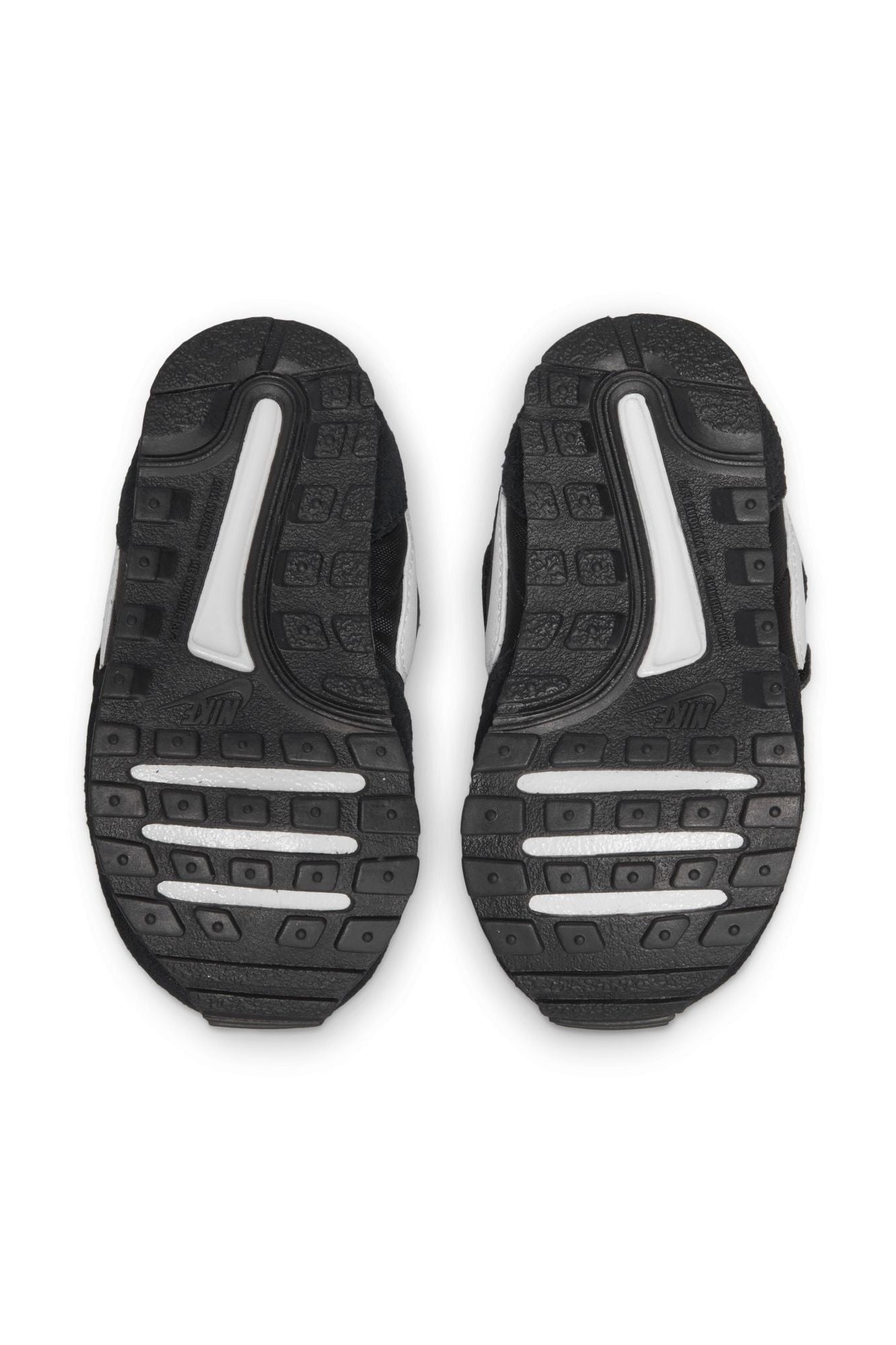 NIKE - סניקרס לילדים MD Valiant בצבע שחור ולבן - MASHBIR//365