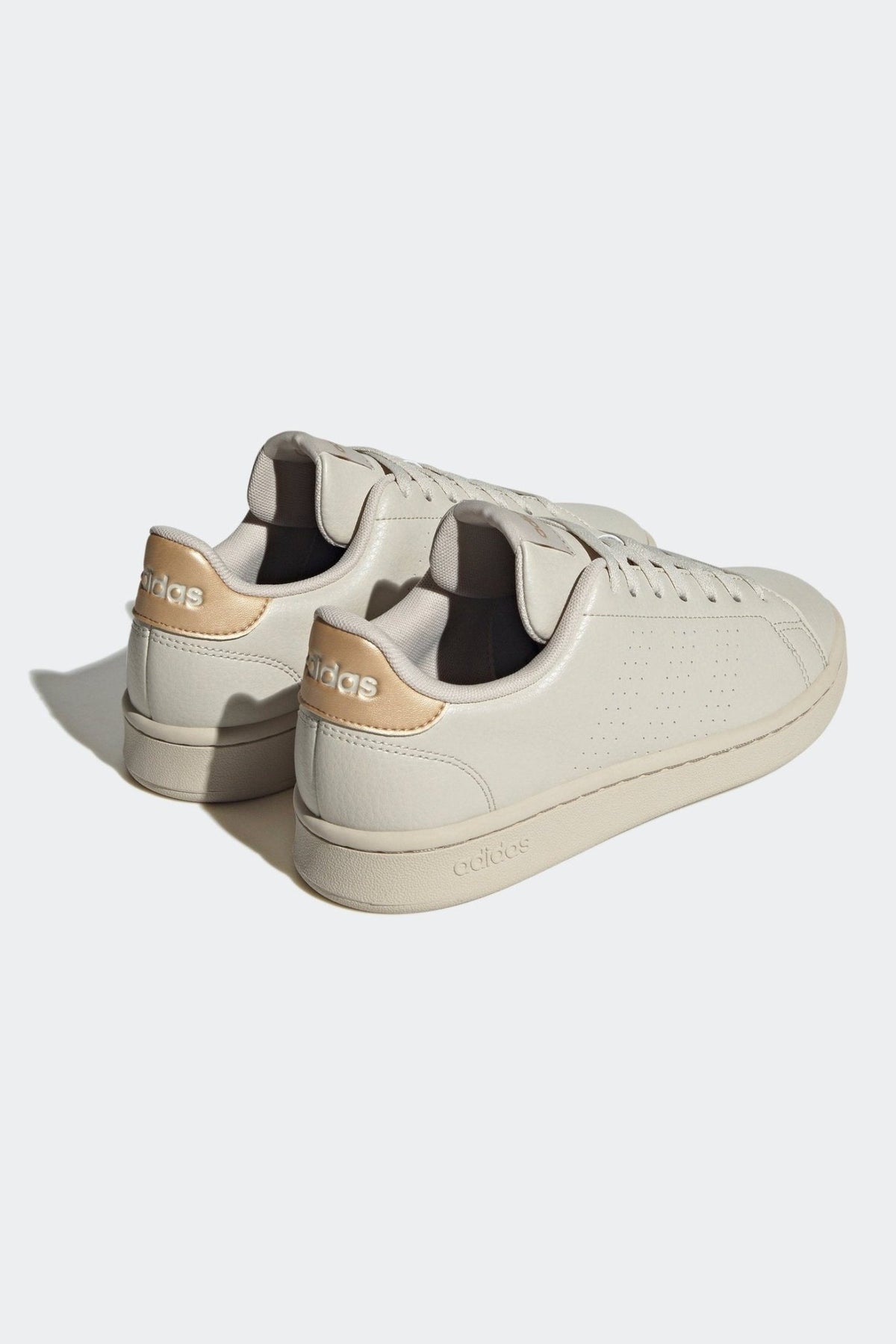 ADIDAS - סניקרס לנשים ADVANTAGE בצבע בז' - MASHBIR//365