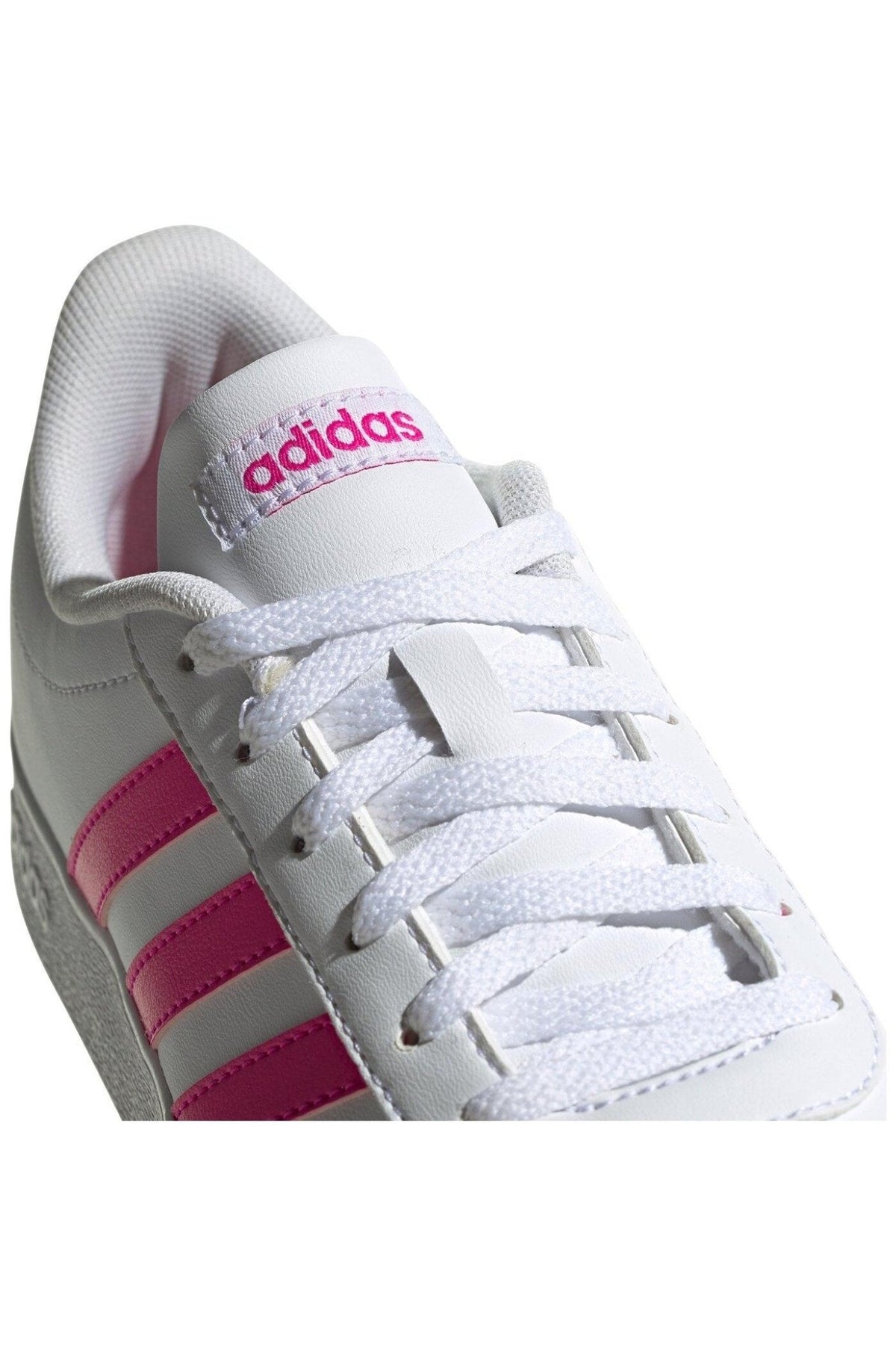 ADIDAS - סניקרס לנשים בצבע לבן וורוד - MASHBIR//365