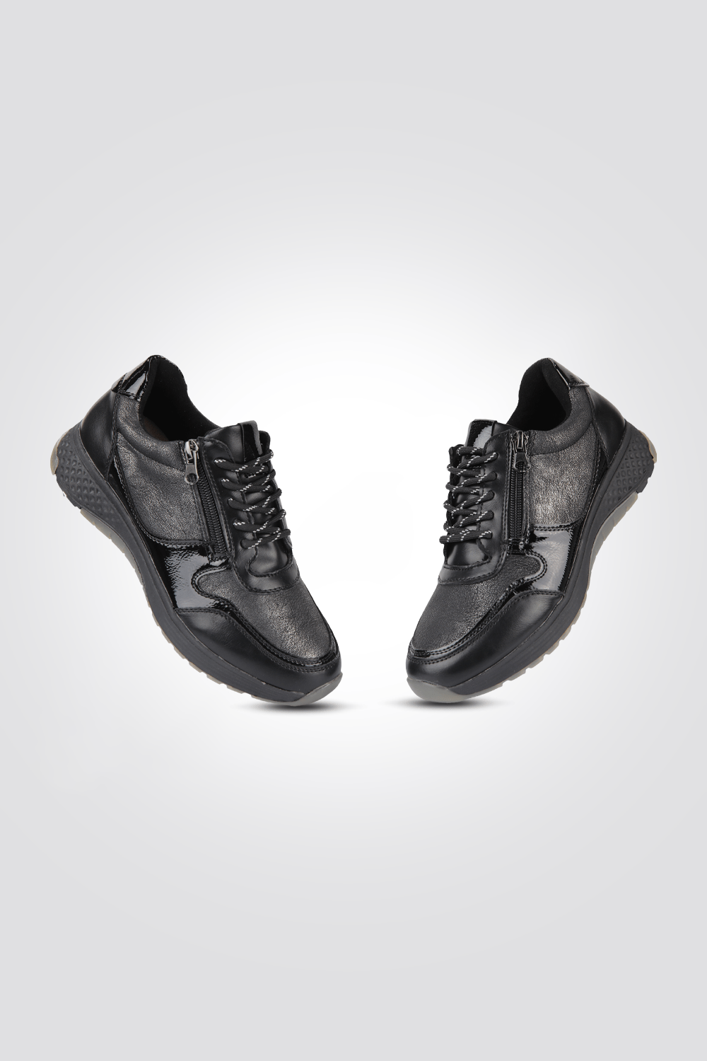 LADY COMFORT - סניקרס לנשים בצבע שחור - MASHBIR//365