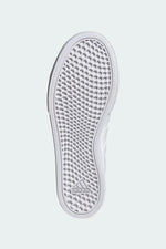 ADIDAS - סניקרס לנשים BRAVADA 2.0 PLATFORM בצבע לבן - MASHBIR//365