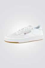 REEBOK - סניקרס לנשים Club C 85 בצבע לבן - MASHBIR//365