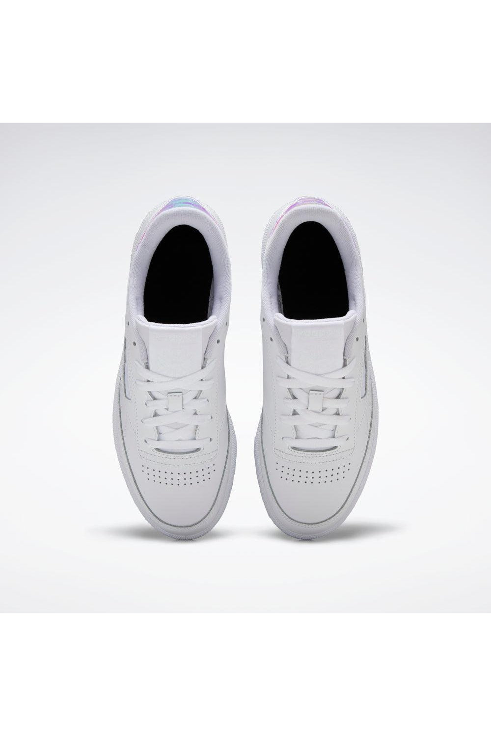 REEBOK - סניקרס לנשים CLUB C 85 בצבע לבן - MASHBIR//365