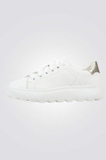 GEOX - סניקרס לנשים D SPHERICA EC4.1 B בצבע לבן זהב - MASHBIR//365