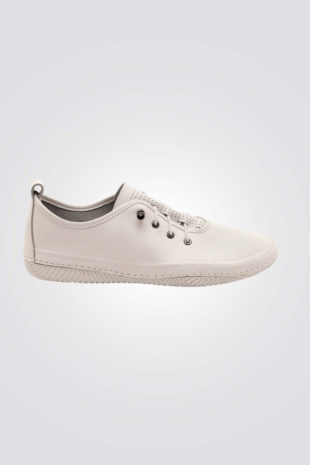 SEVENTYNINE - סניקרס לנשים דגם אלונה בצבע לבן - MASHBIR//365